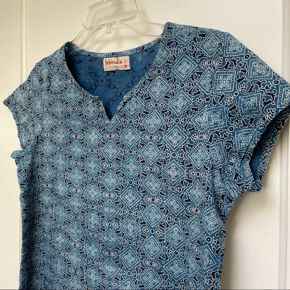 Vintage blue & white patterned cotton top - Picture 2 of 12